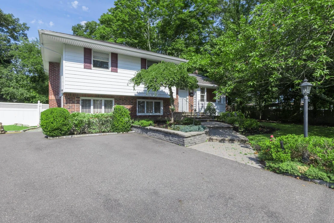 Photo of 32 Kings Park Road