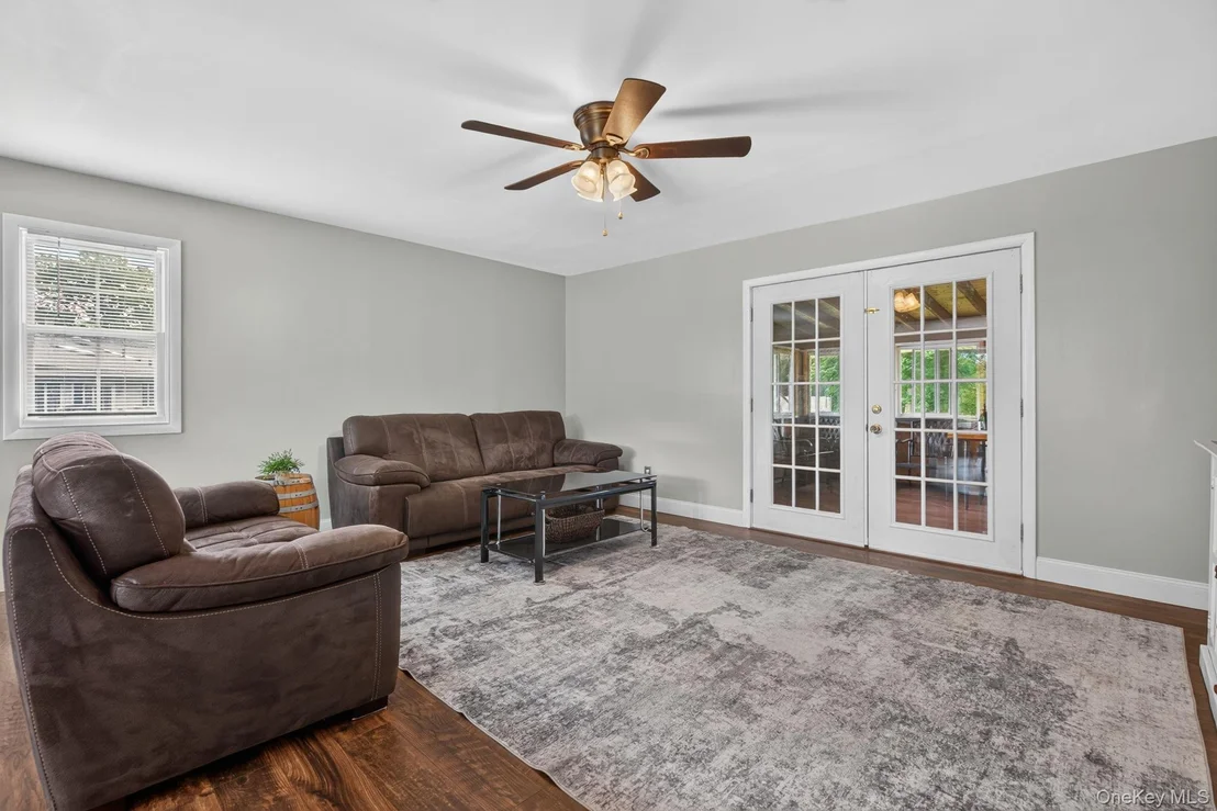 Photo of 49 Bailey Road
