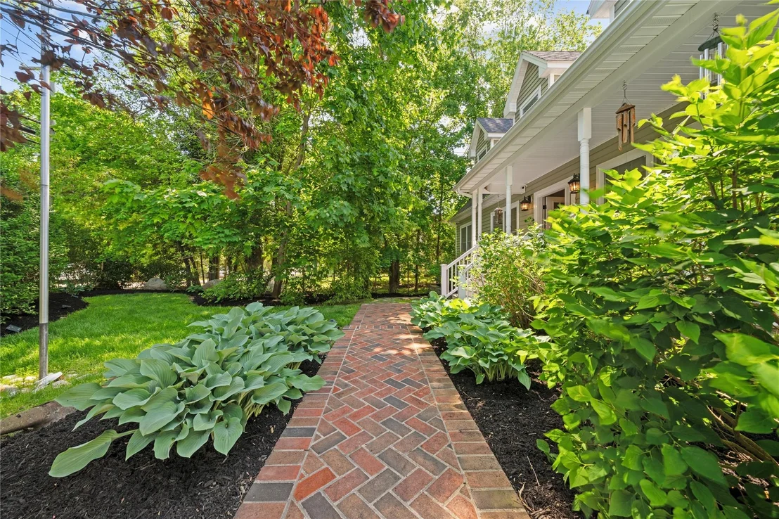 Photo of 2971 N Wading River Road
