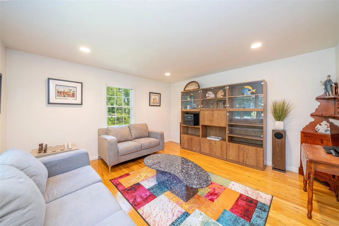 Photo of 10 Wyche Way