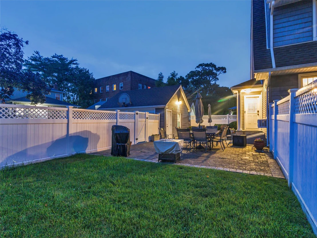 Photo of 108 Vincent Avenue