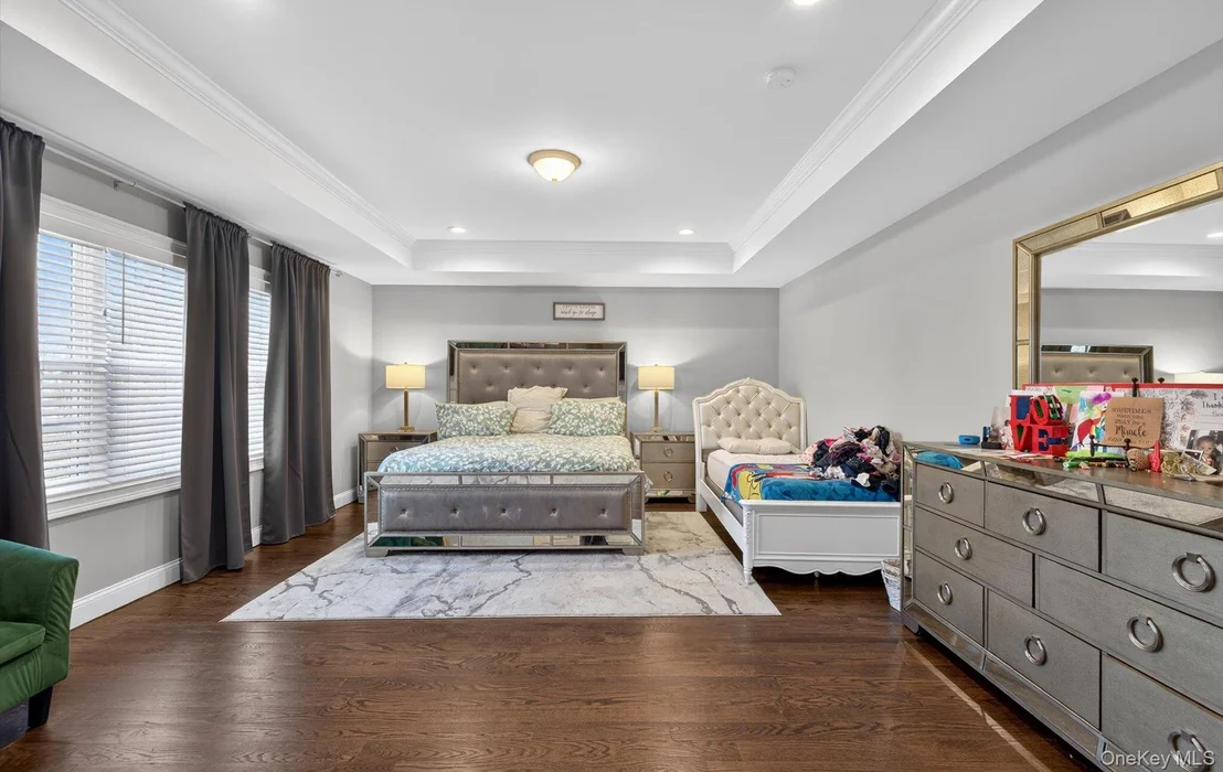 Photo of 805 Pine Place