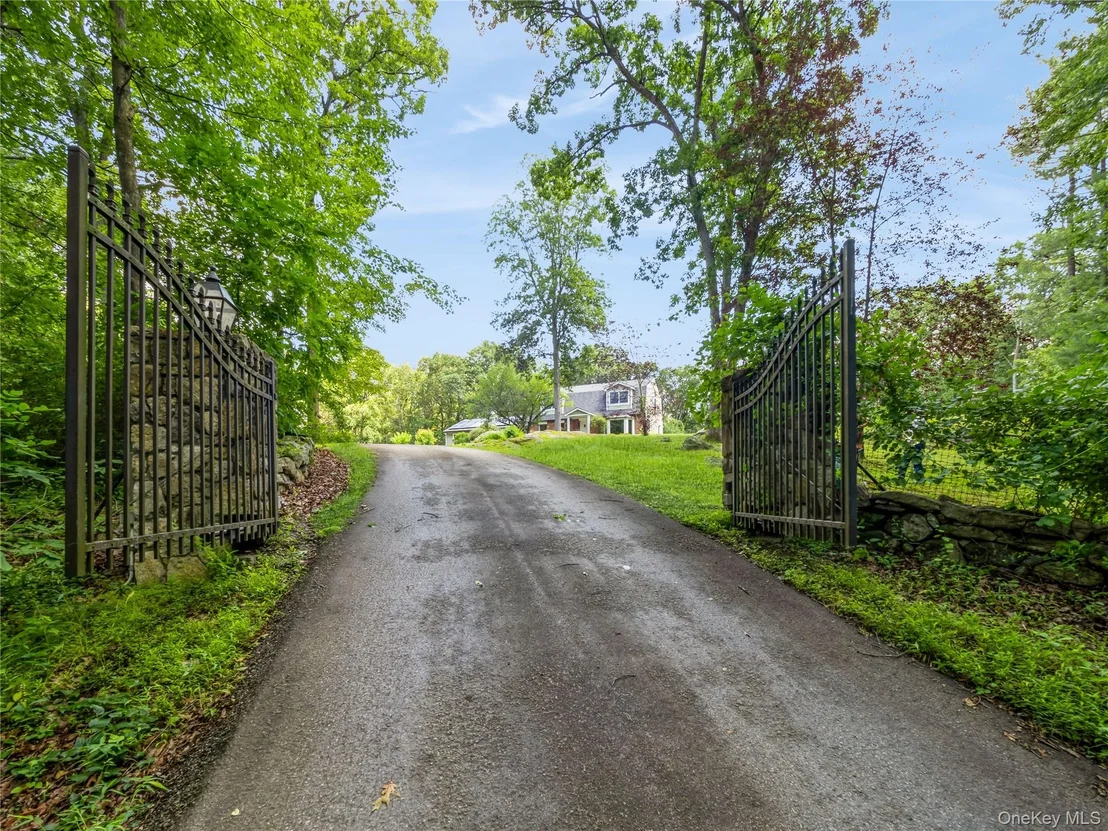 Photo of 34 Hudson Ridge
