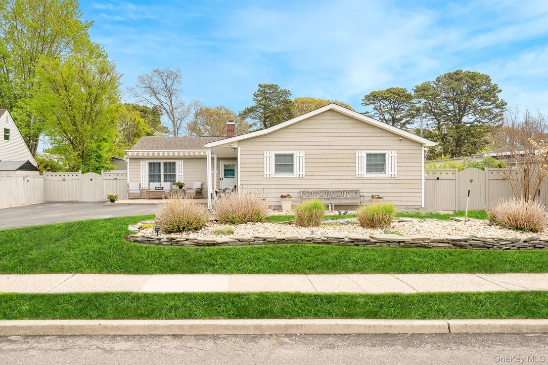 Photo of 21 Eisenhower Road