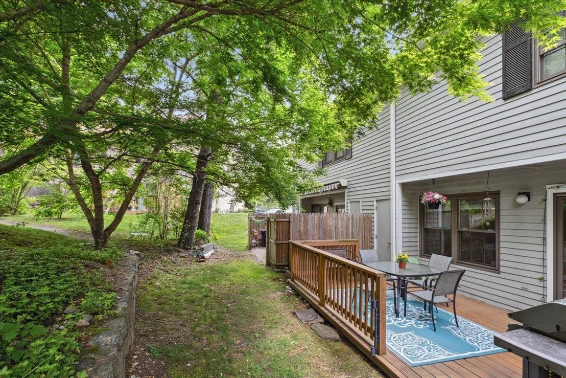 Photo of 24 Poplar Circle