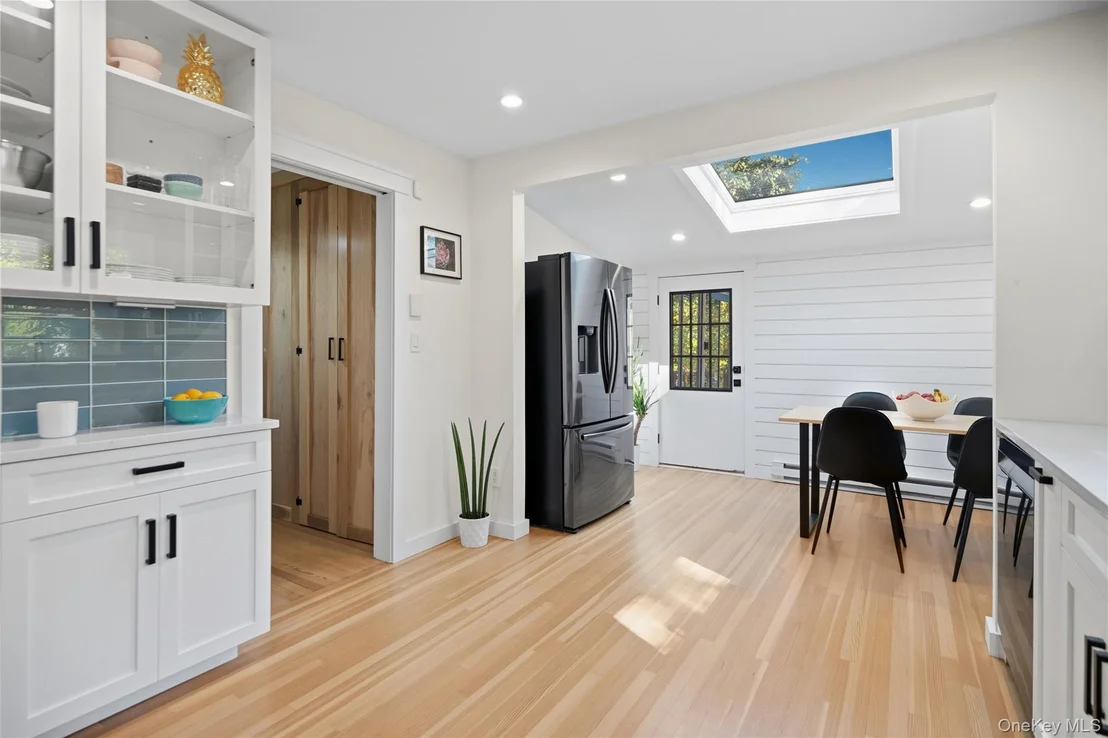 Photo of 109 Lakeview Drive