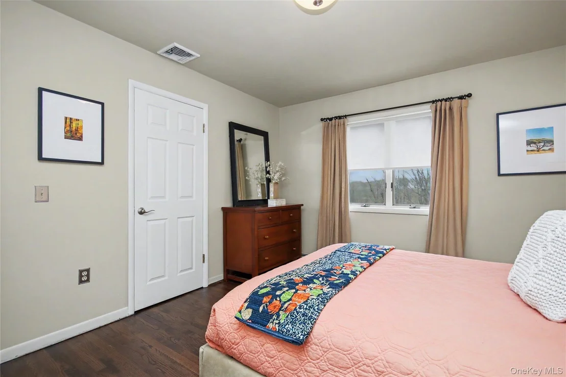 Photo of 102 Nicholson Road