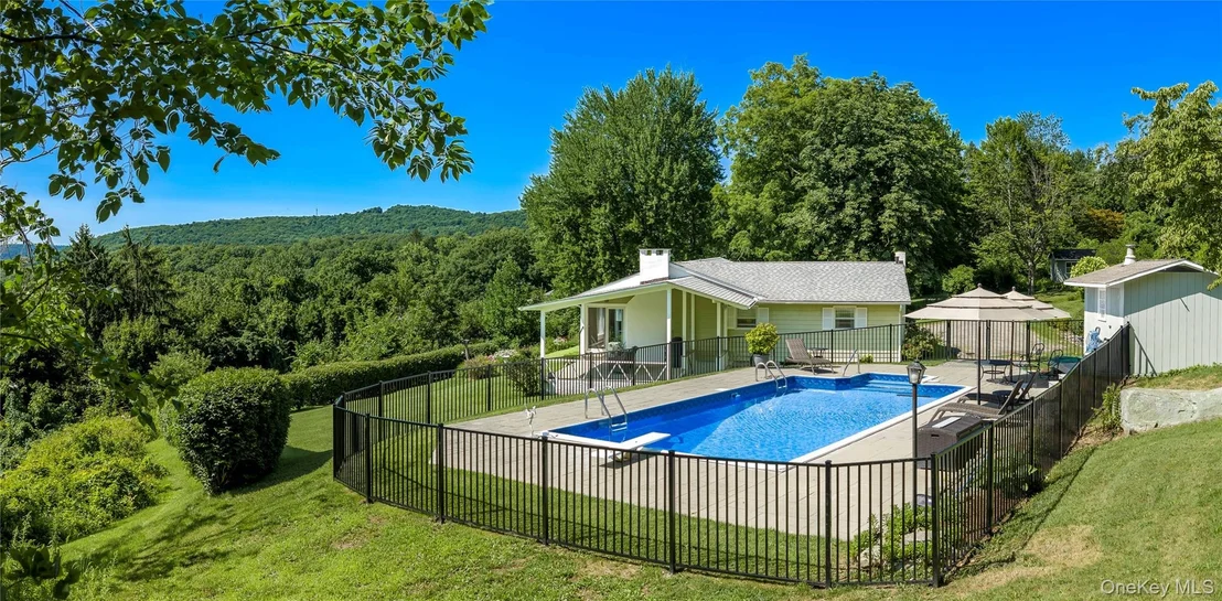 Photo of 21 Overlook Drive
