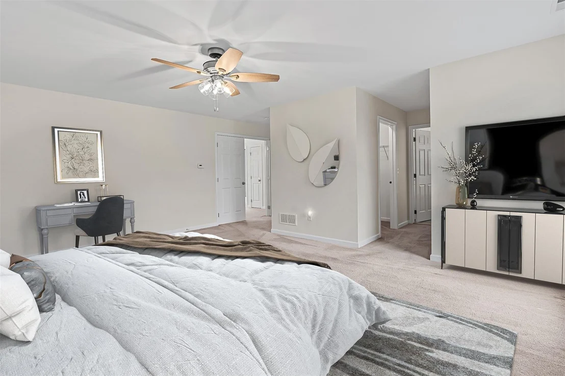 Photo of 640 Creekside Lane