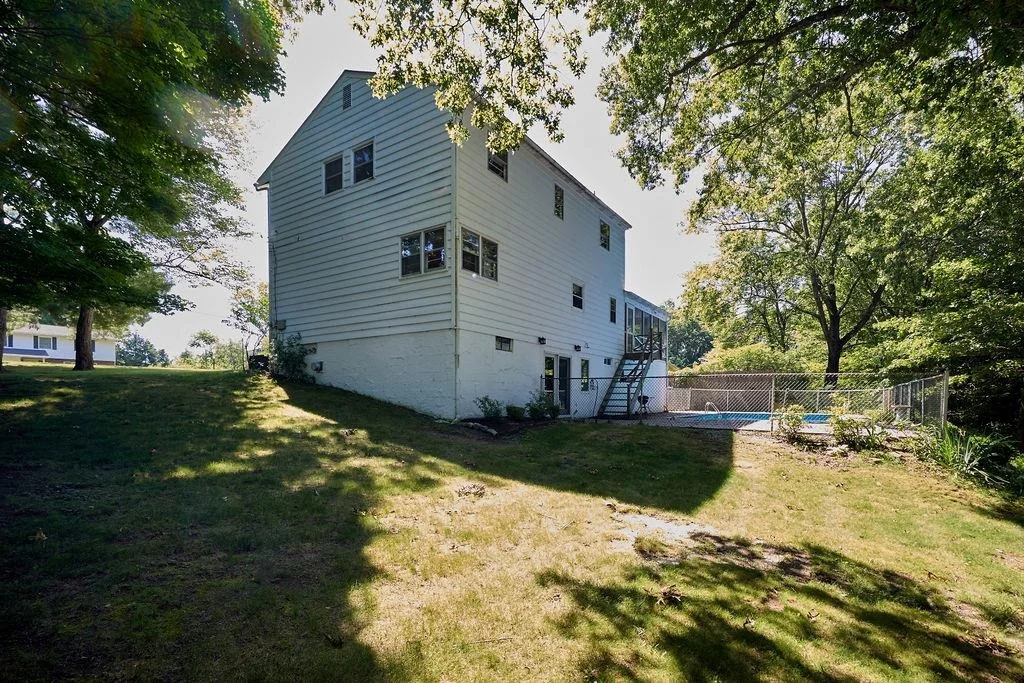 Photo of 152 Bart Drive