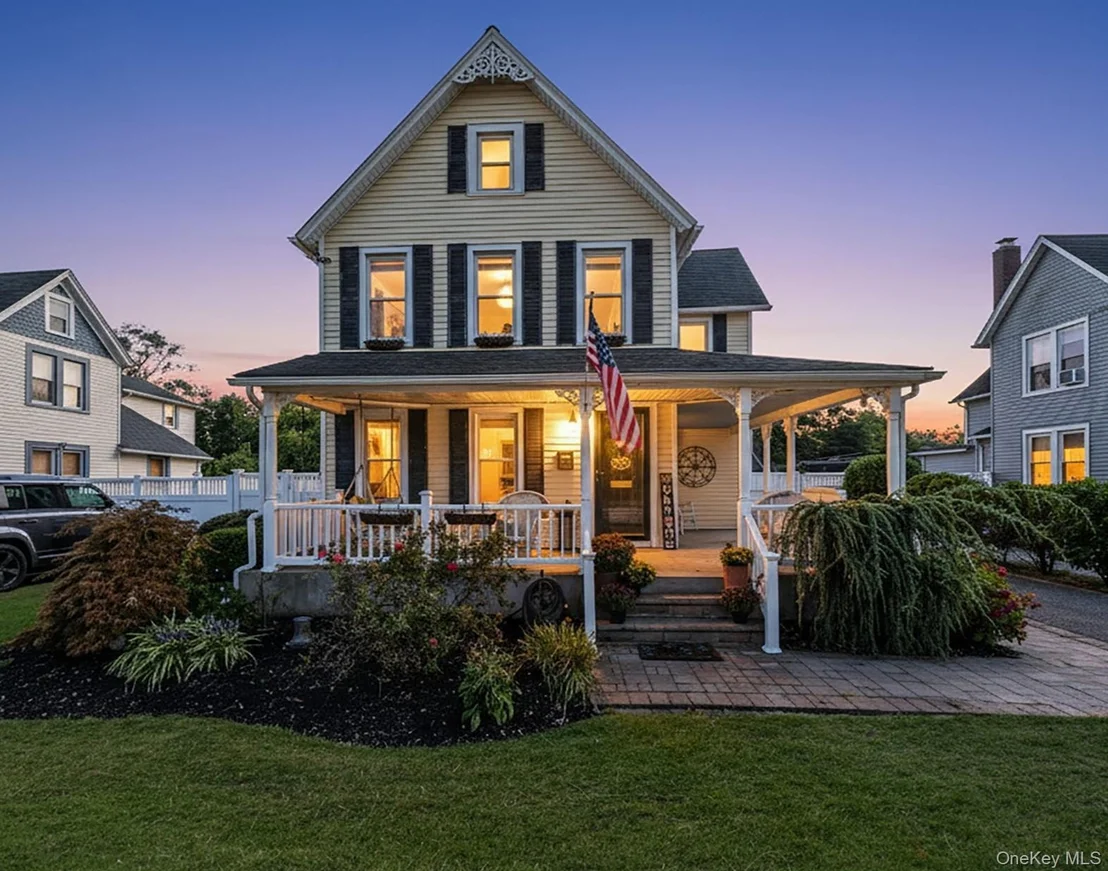 Photo of 219 North Ocean Avenue