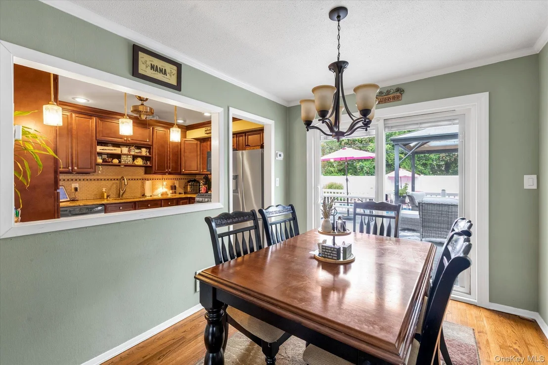 Photo of 3917 Miller Place