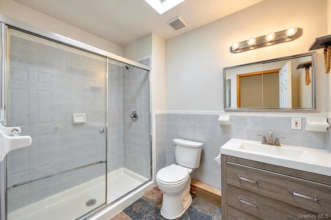 Photo of 79 Grandview Drive