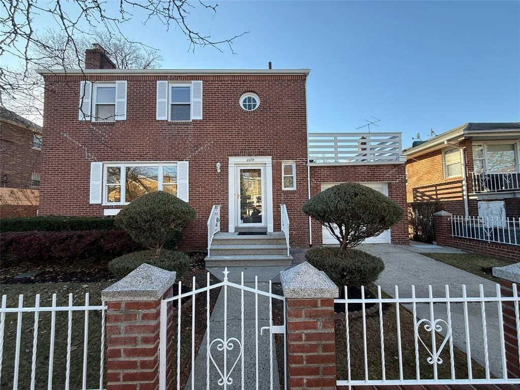 Photo of 3379 Campbell Drive