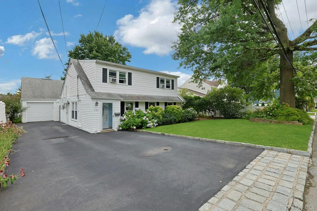 Photo of 157 Whitman Road
