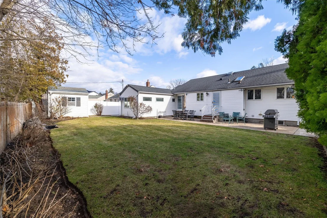 Photo of 64 Stephen Drive
