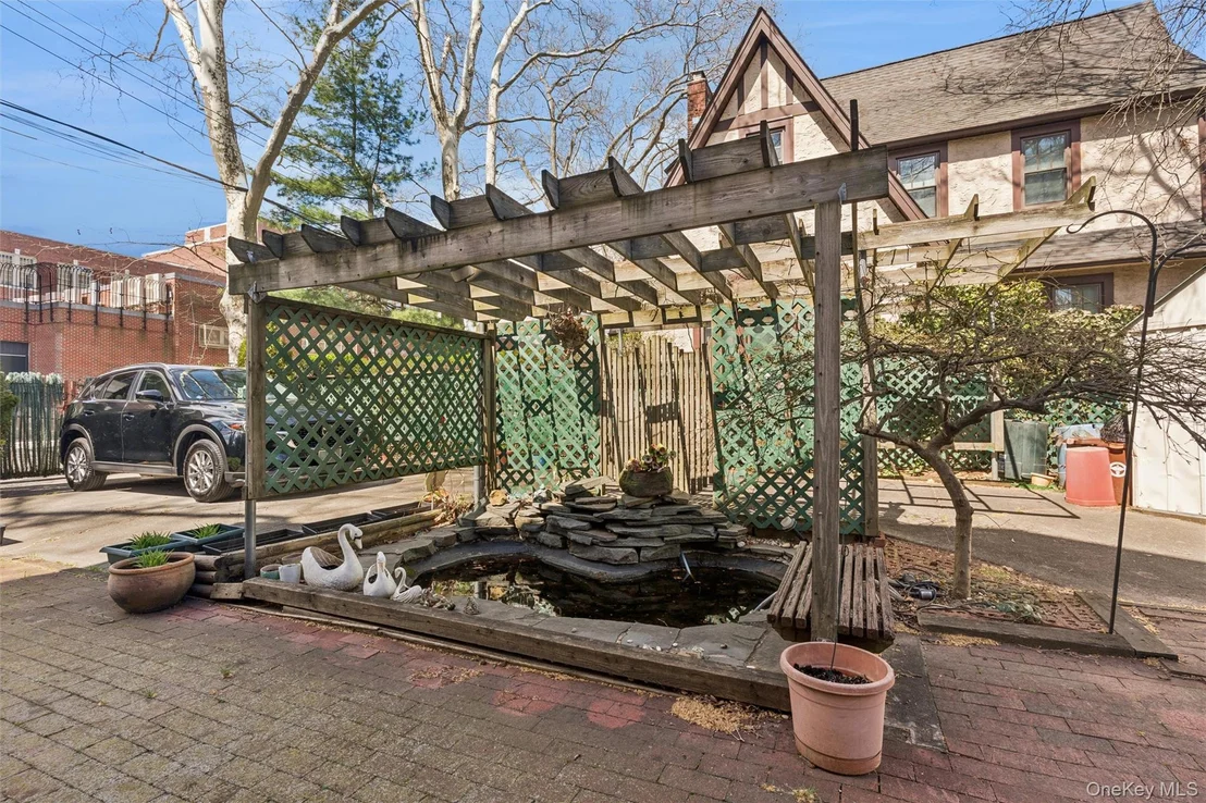 Photo of 17203 35th Avenue