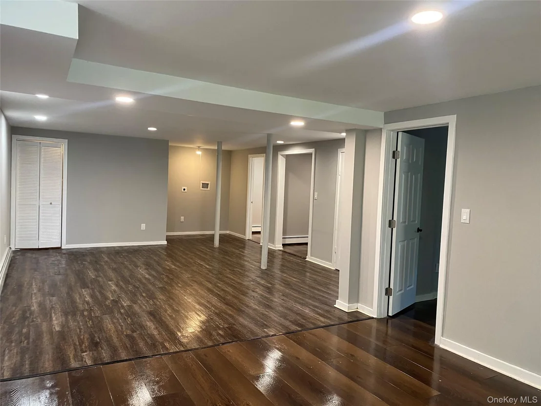 Photo of 619 Creekside Road