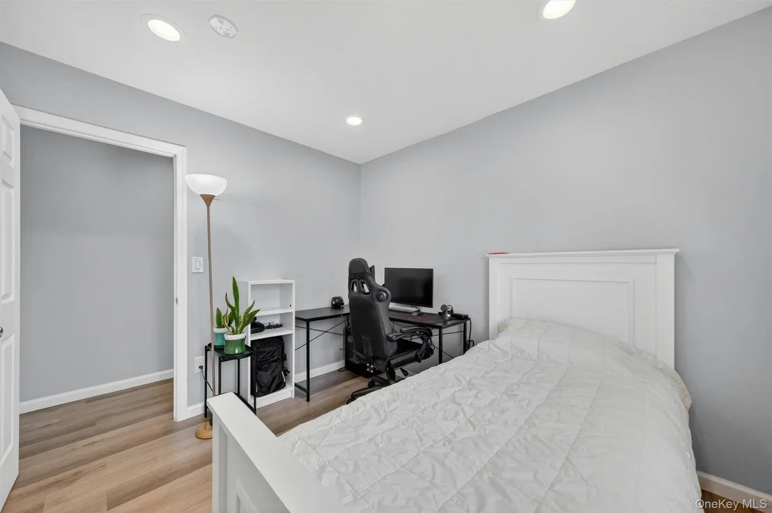 Photo of 10 Tanglewood Drive
