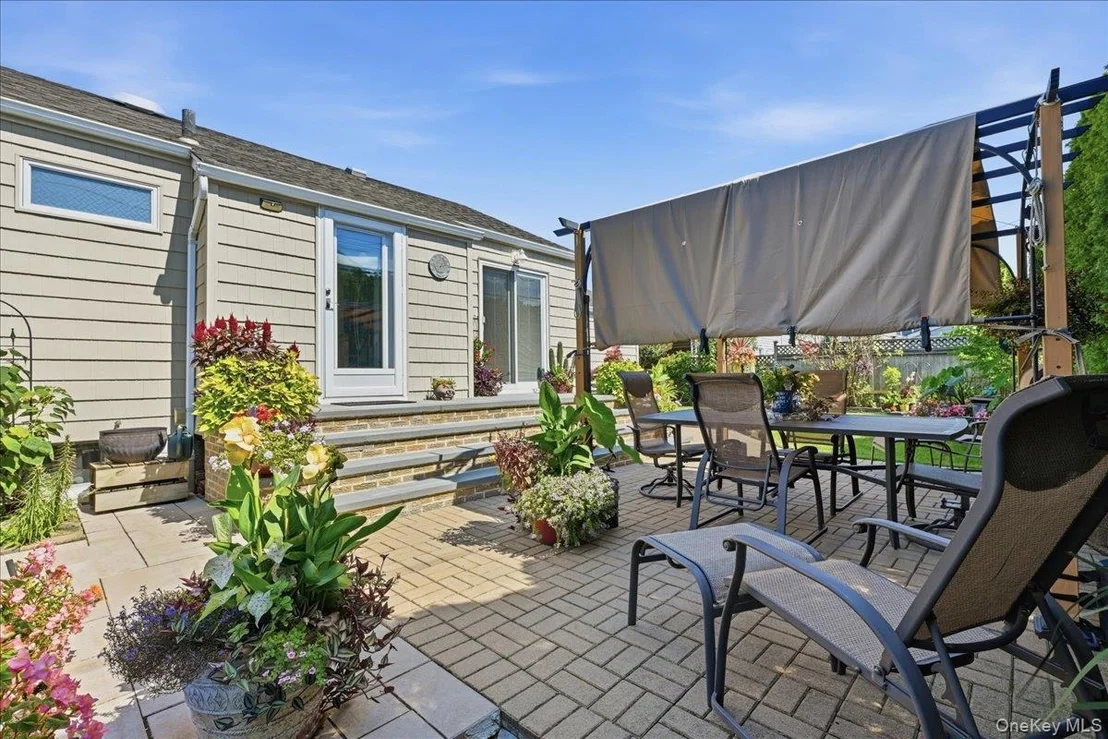 Photo of 809 Garden Drive