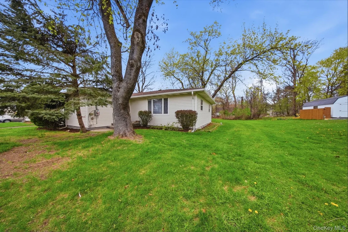 Photo of 11 5th Avenue