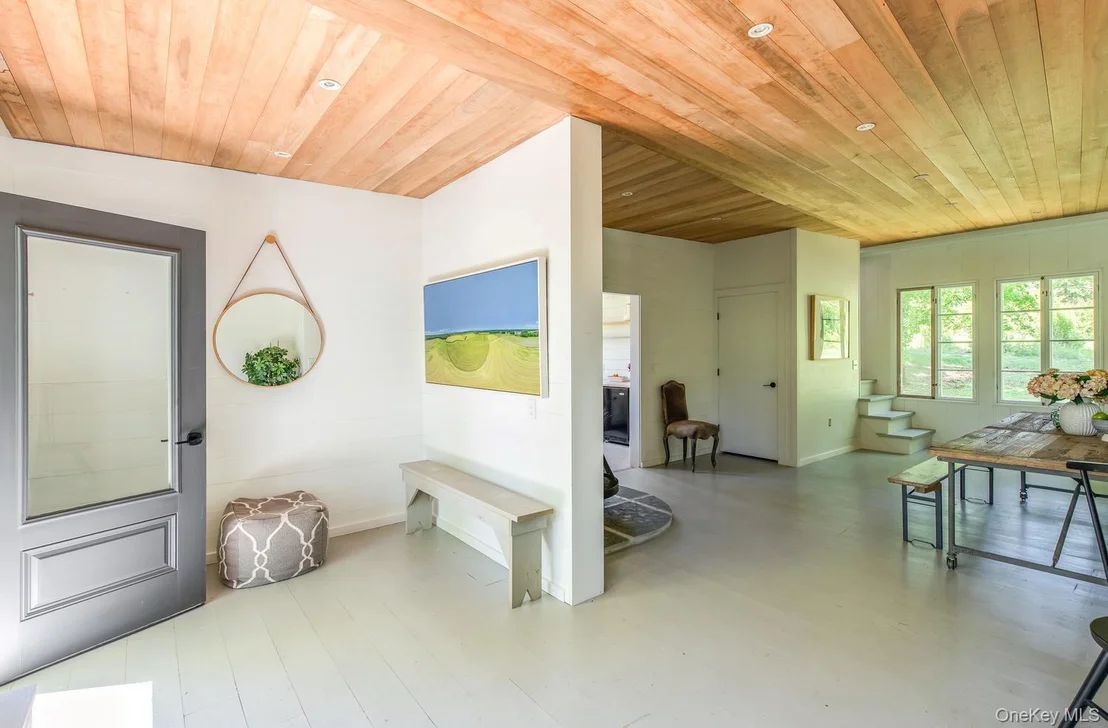 Photo of 275 Pitts Road