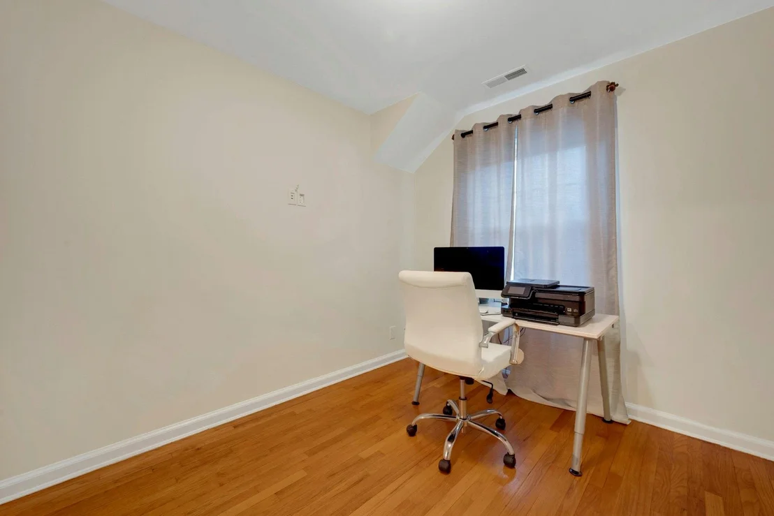 Photo of 4 Longview Drive