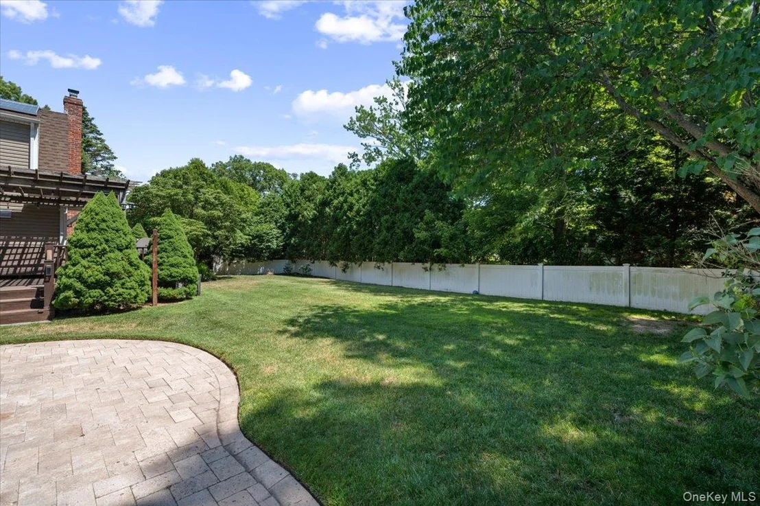 Photo of 16 Brook Lane