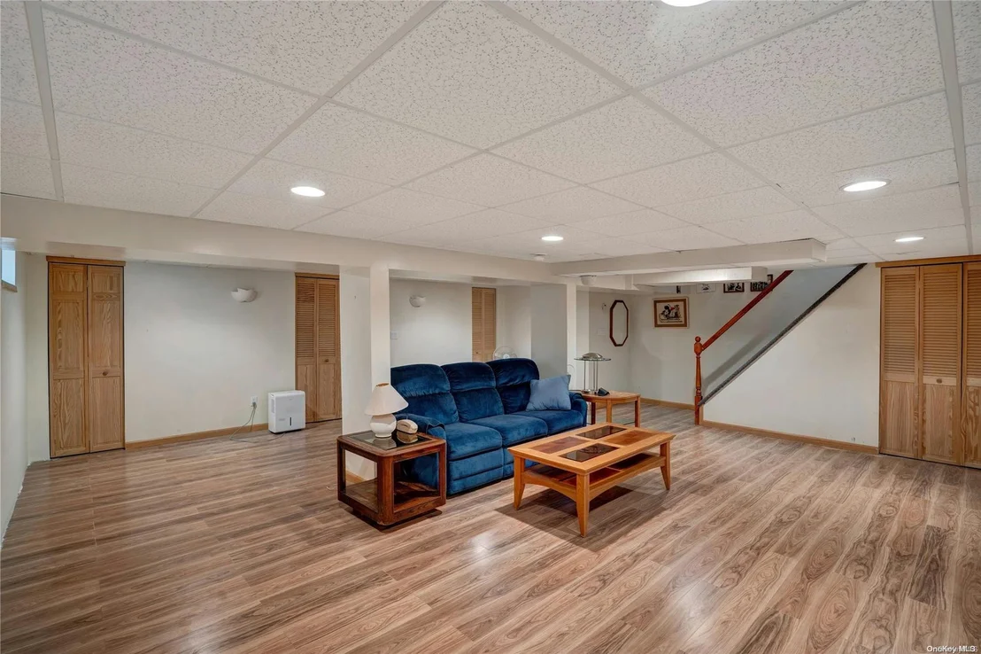 Photo of 23 Bluff Circle