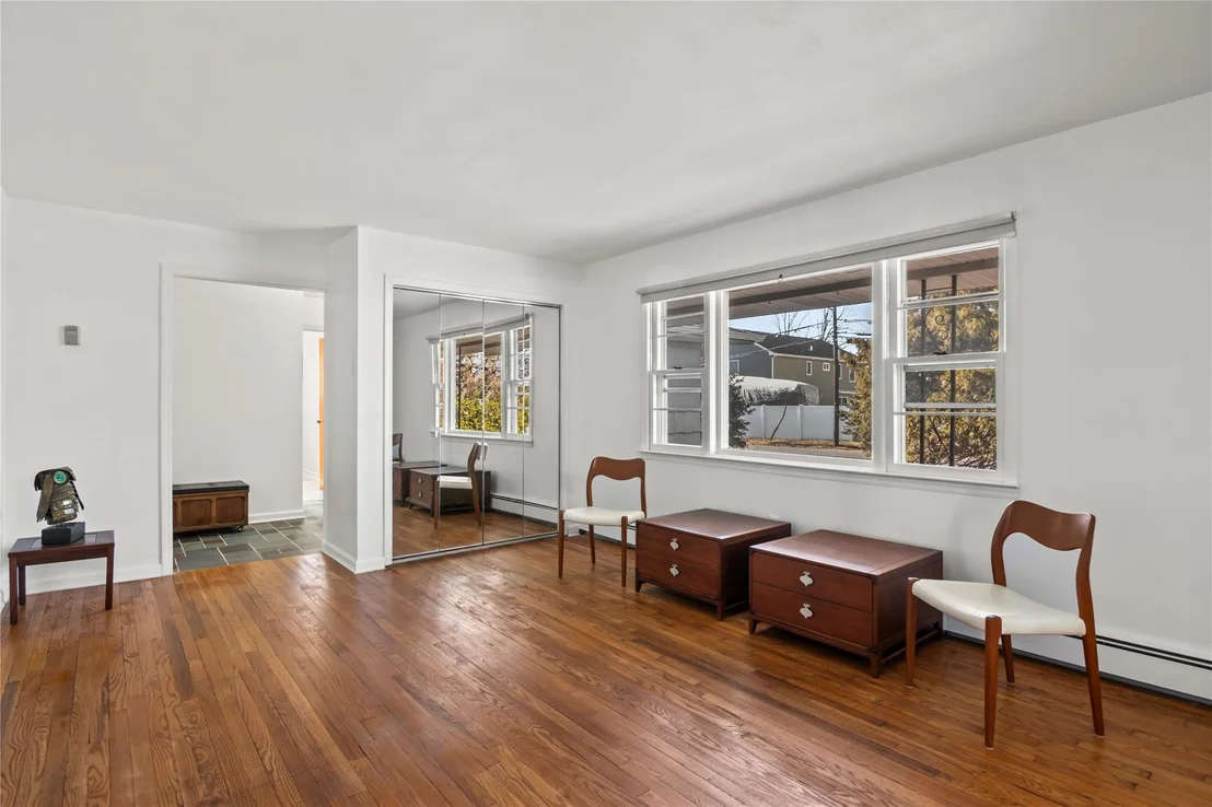 Photo of 603 Long Place
