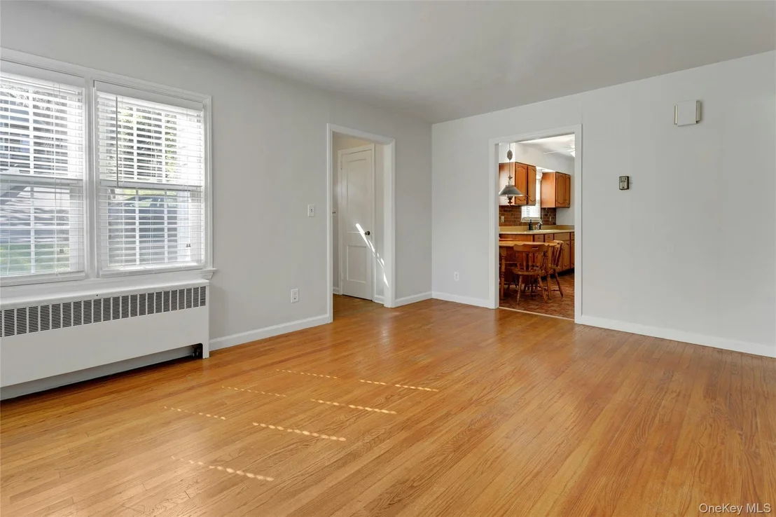 Photo of 4 Crescent Drive