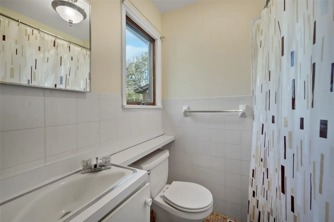 Photo of 131 Barton Road