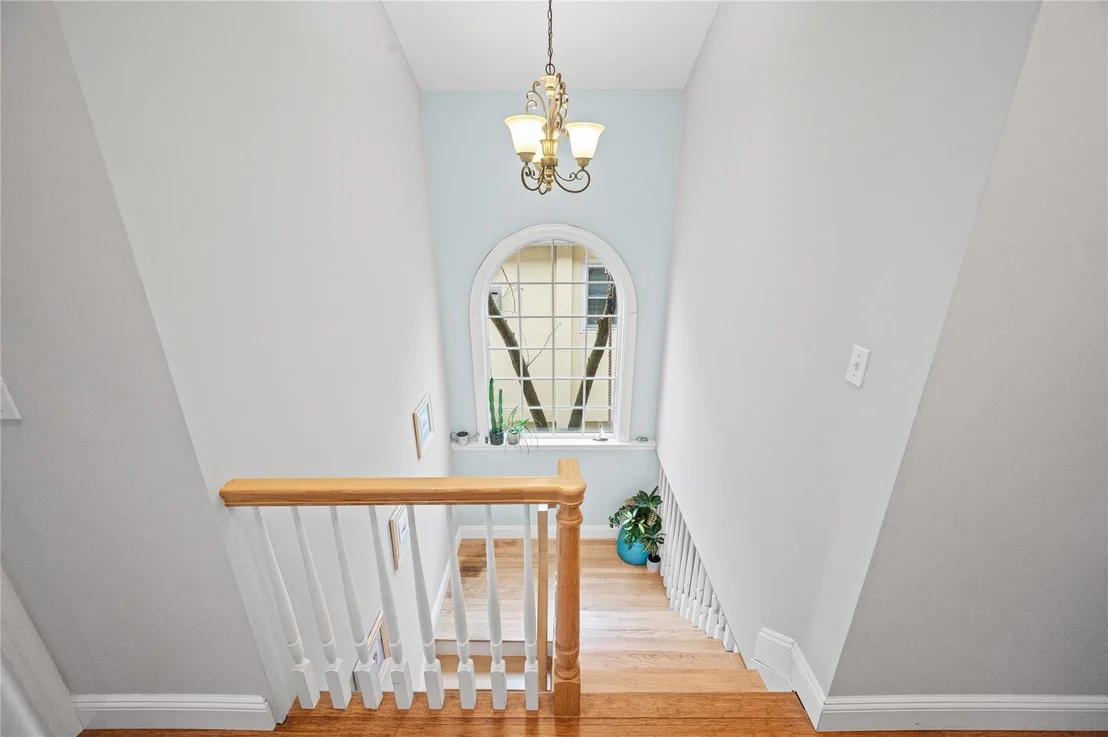 Photo of 49 Oregon Street