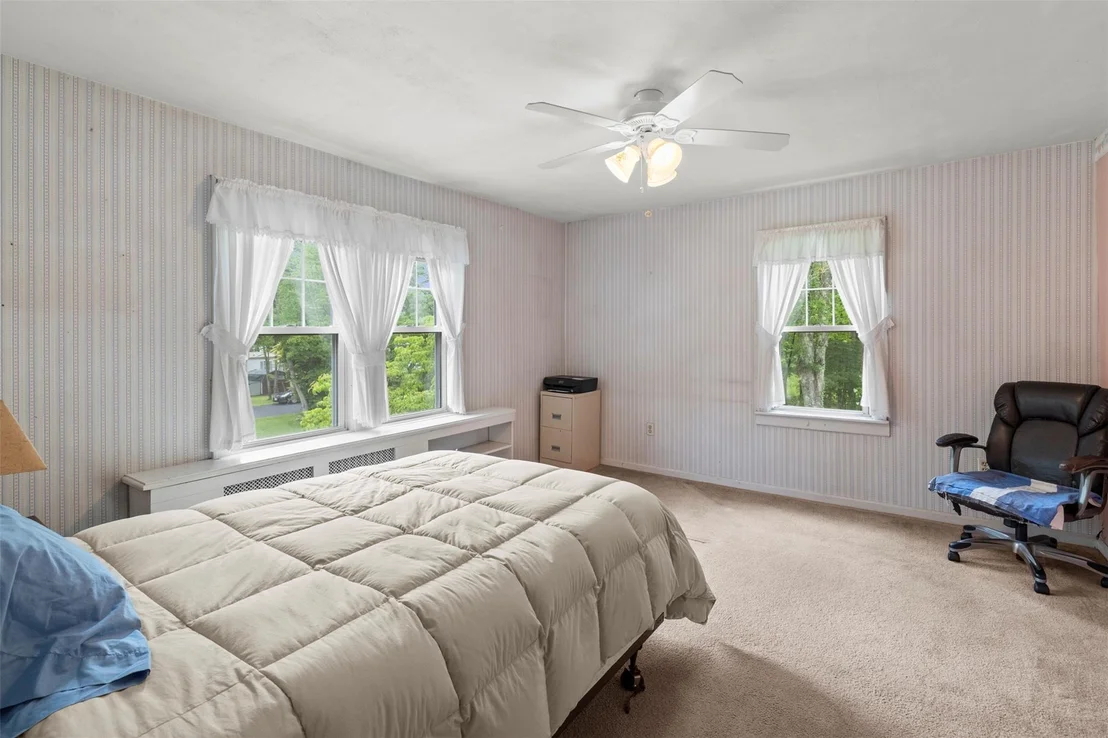 Photo of 149 River Road