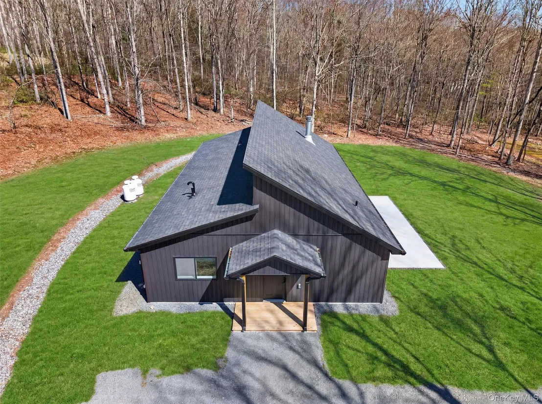 Photo of 273 Perry Pond Road