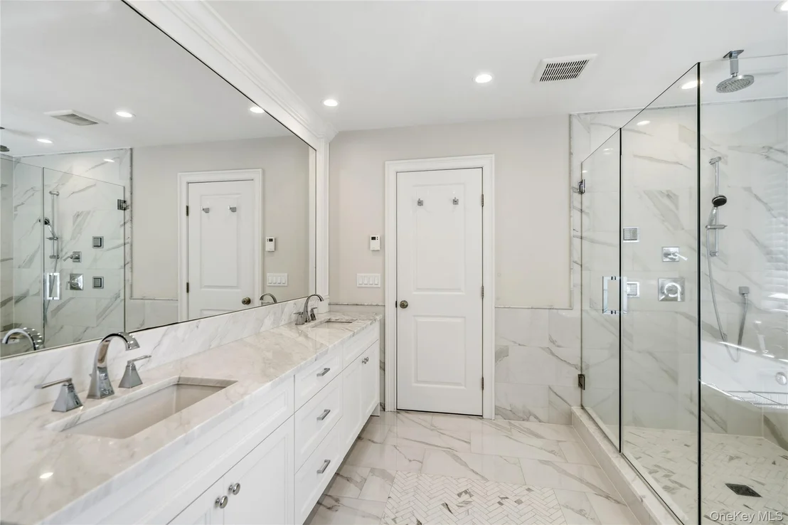Photo of 55 Belmont Circle