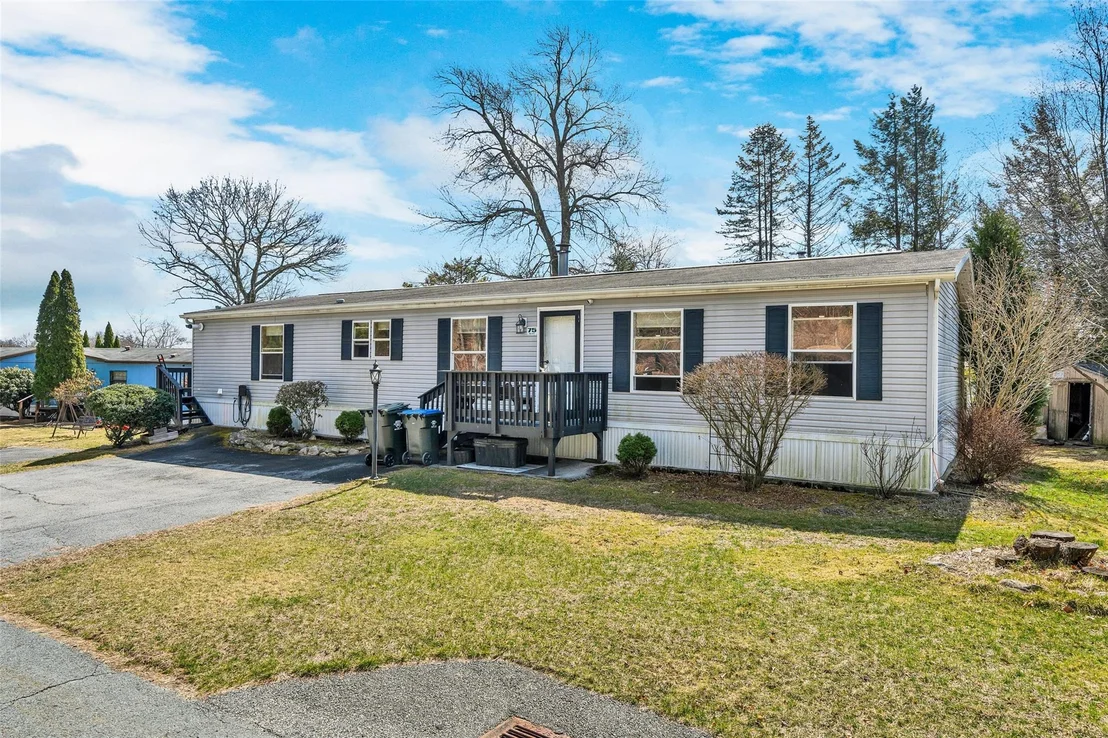 Photo of 75 Pine Drive