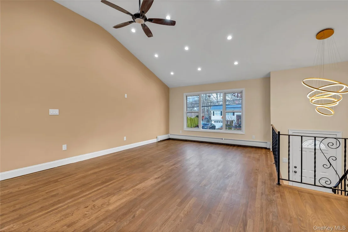 Photo of 116 Phyllis Drive