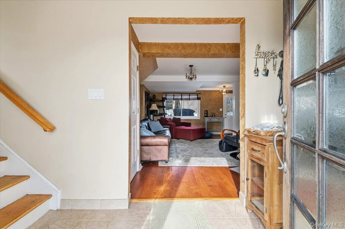 Photo of 62 Eileen Avenue