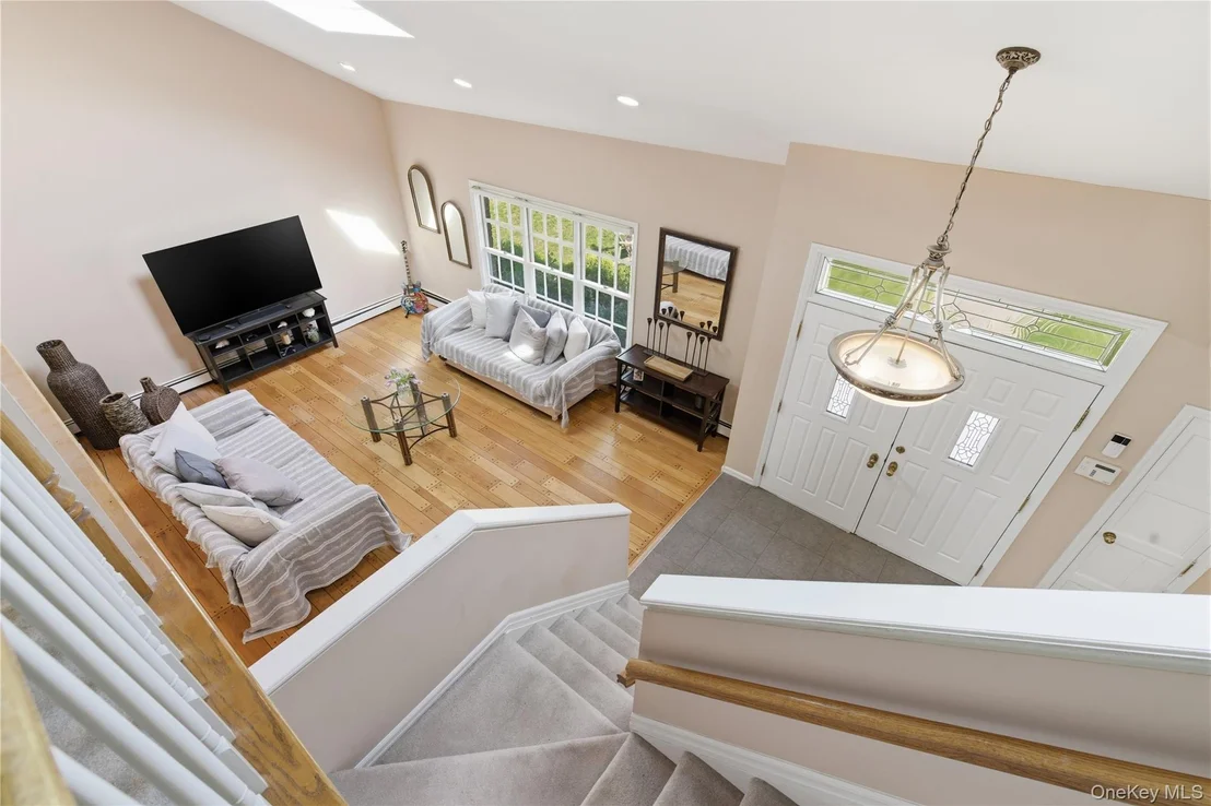Photo of 12 Pond Drive