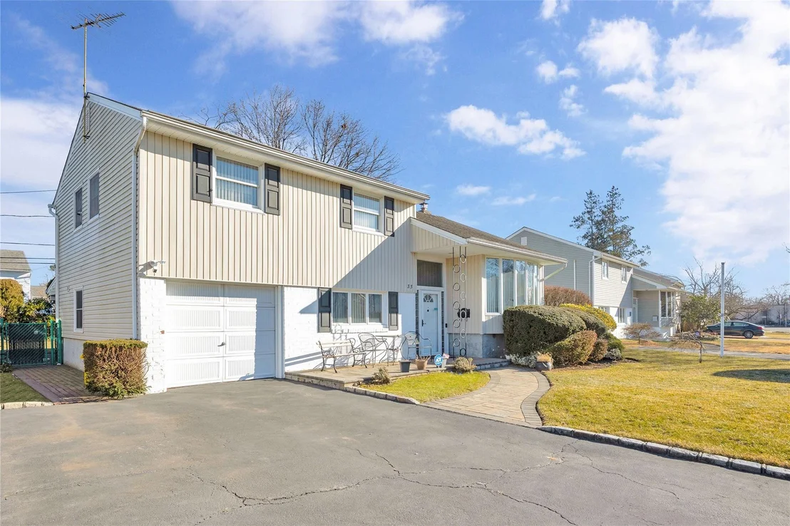 Photo of 35 Loretta Drive