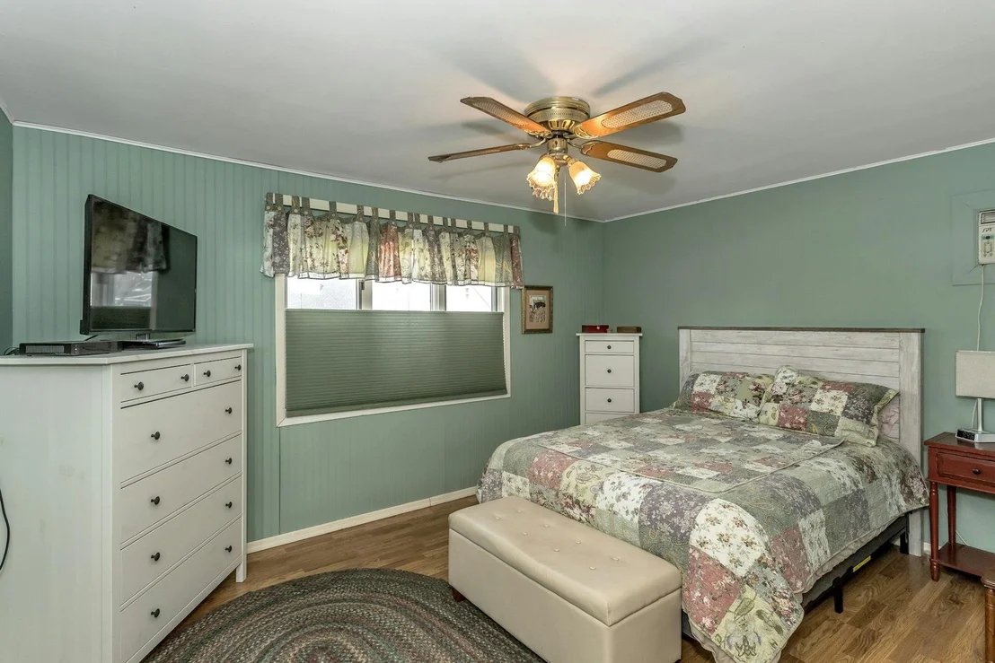 Photo of 591 Seminole Road
