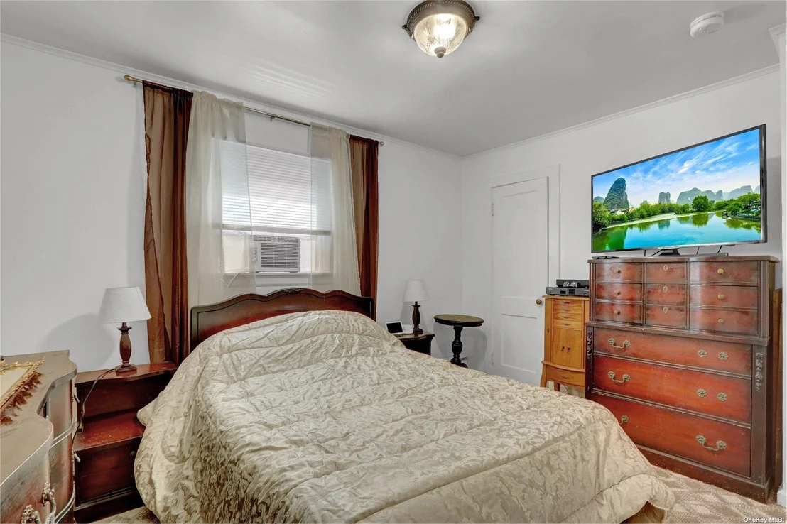 Photo of 71 Mayhew Avenue