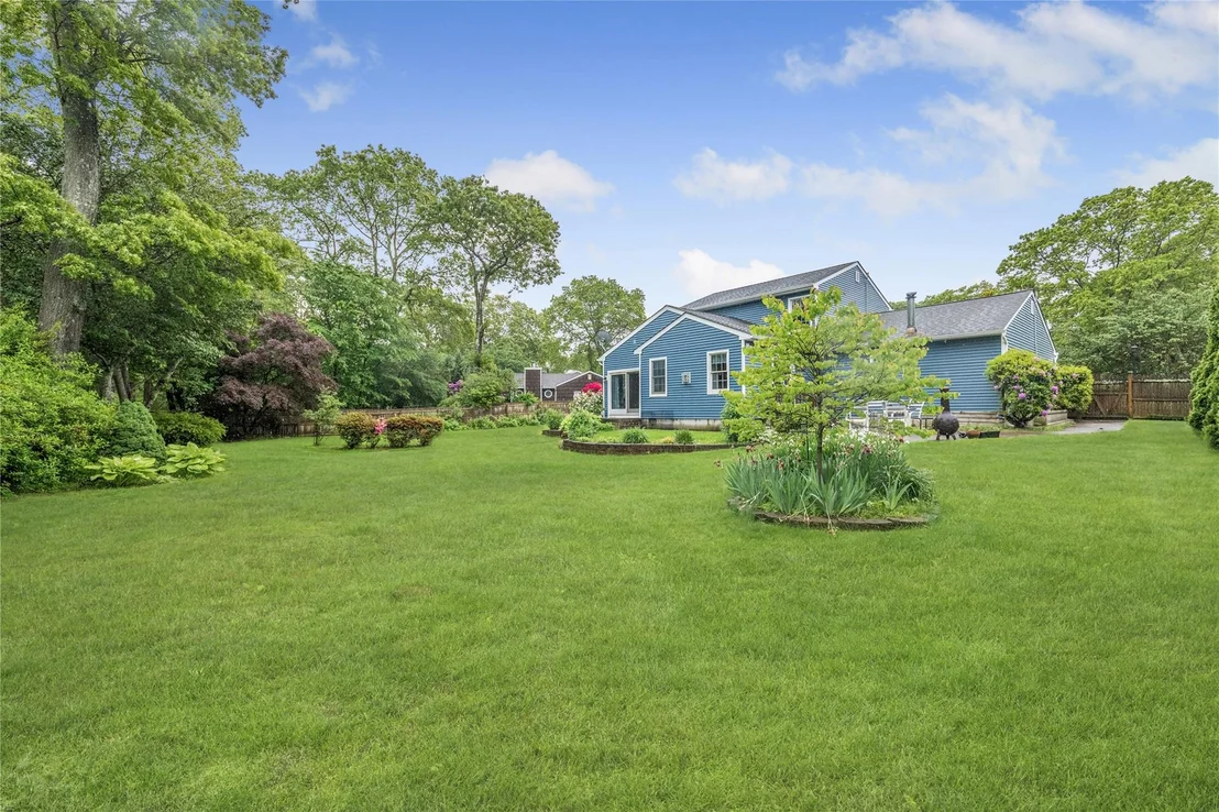 Photo of 5 Cedar Heights Drive