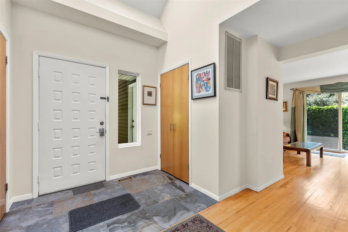 Photo of 8 Braemer Road