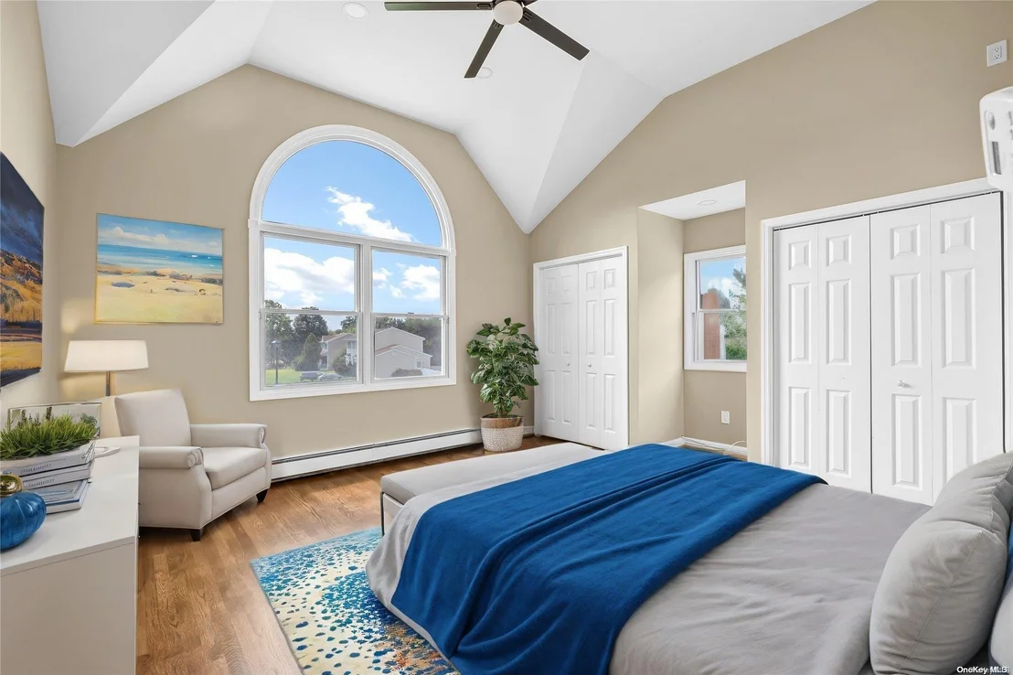 Photo of 49 Windcrest Drive