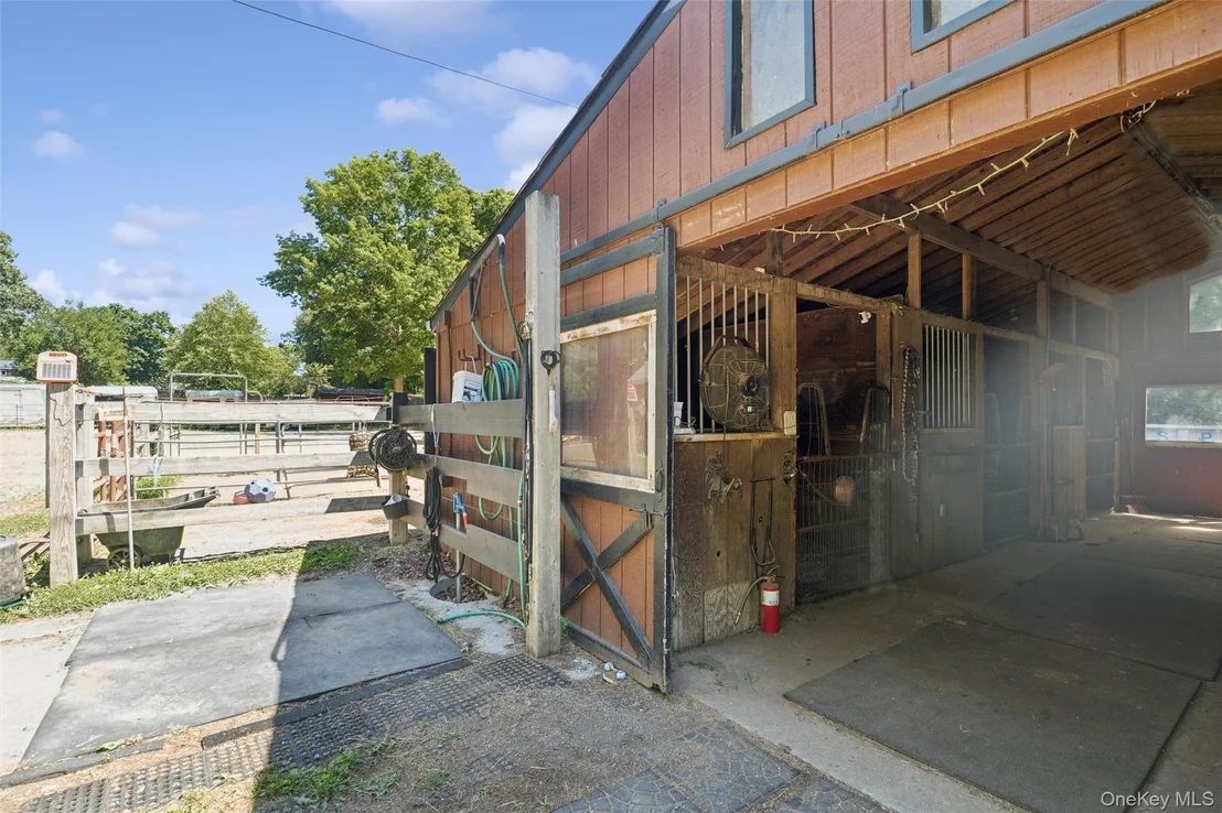 Photo of 14 Loft Road