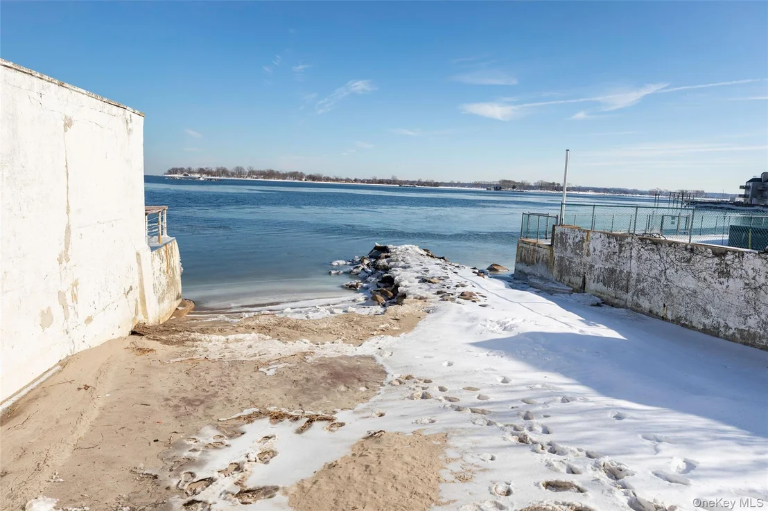 Photo of 178 Beach Street
