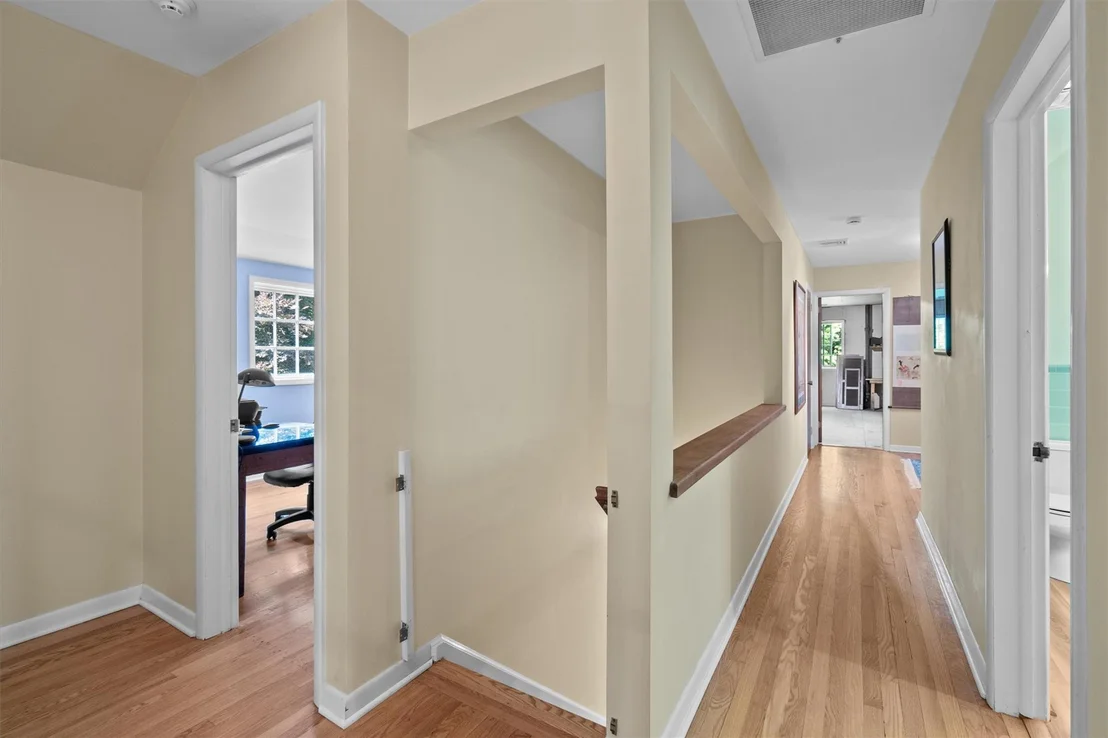 Photo of 150 Kingwood Park