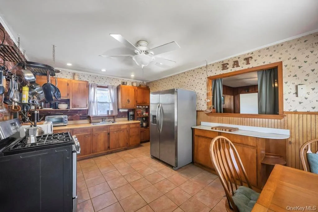 Photo of 114 Monroe Drive